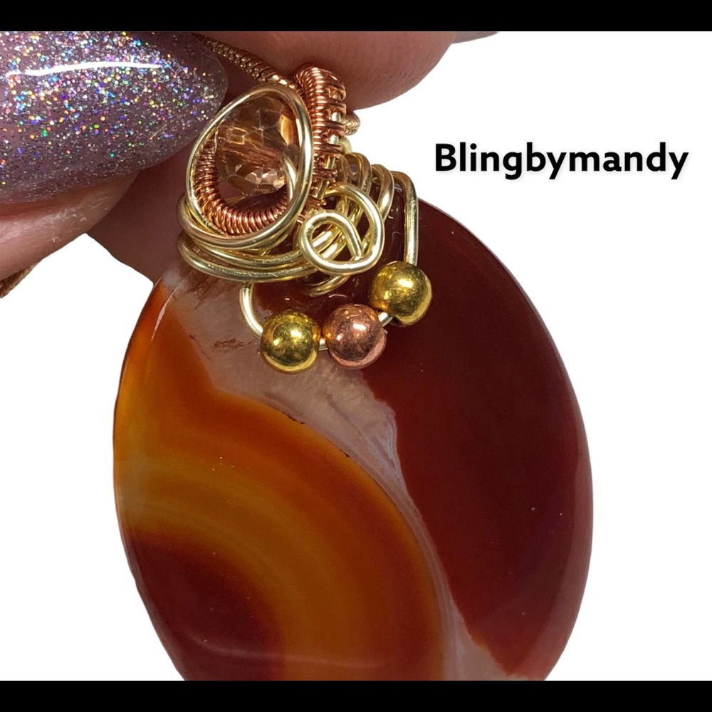 Gorgeous brown stone pendant with beads/chain